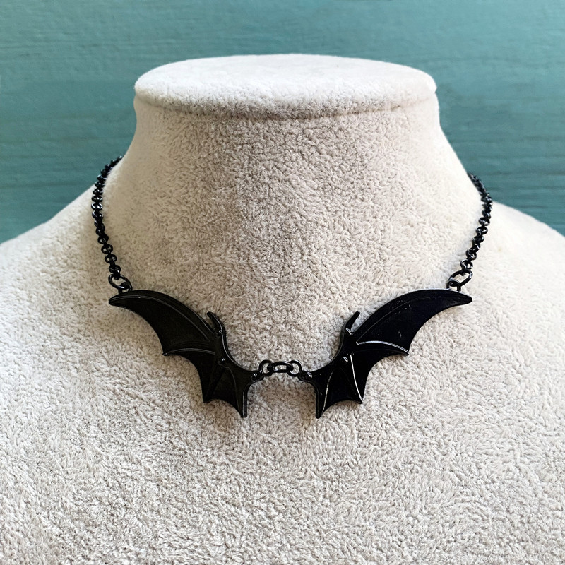 Men'S Vampire Accessories - Kalung Liontin Sayap Kelelawar Vampir Kepribadian