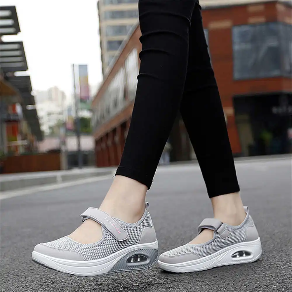 Men Accessories Low Price - Sepatu Basket pria, sneaker olahraga warna