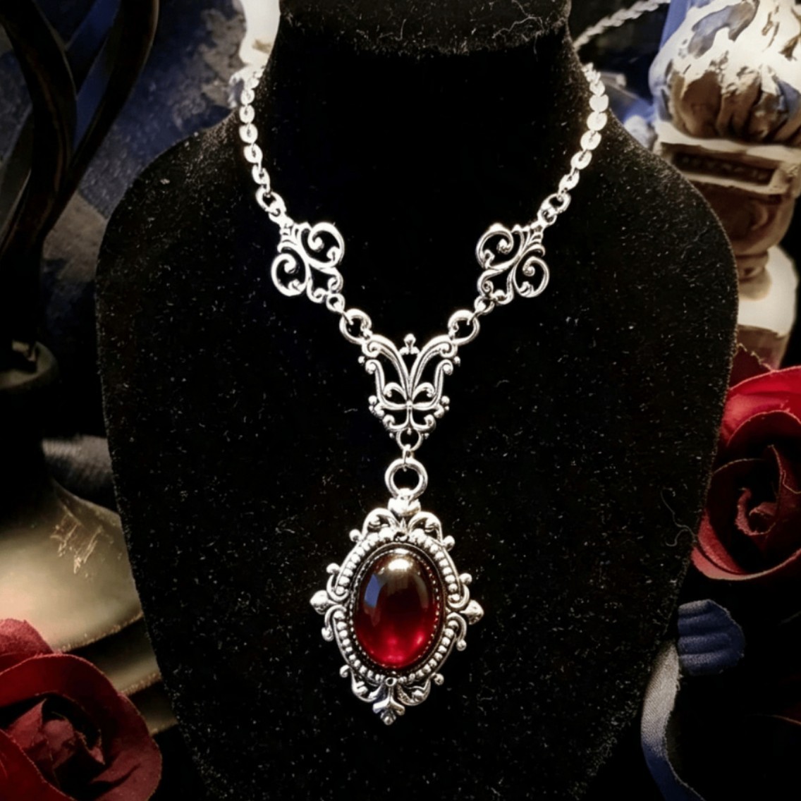 Kalung Cameo Vampir, Cameo Dar - Men'S Vampire Accessories ulasan dan harga