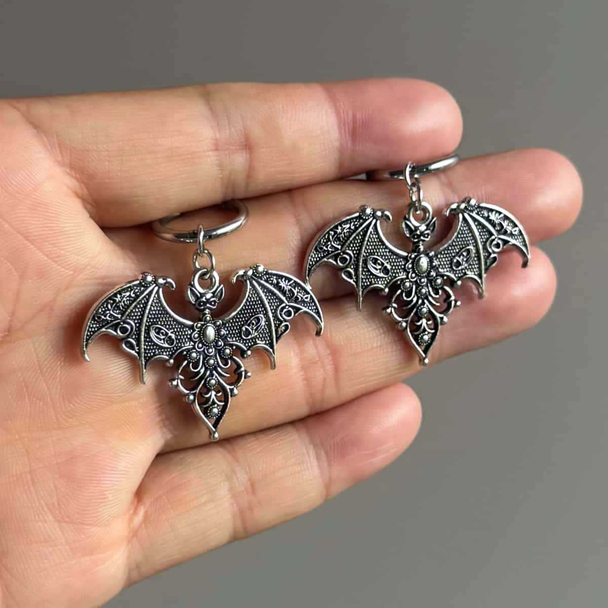 Anting-anting kelelawar vampir - Men'S Vampire Accessories ulasan dan harga