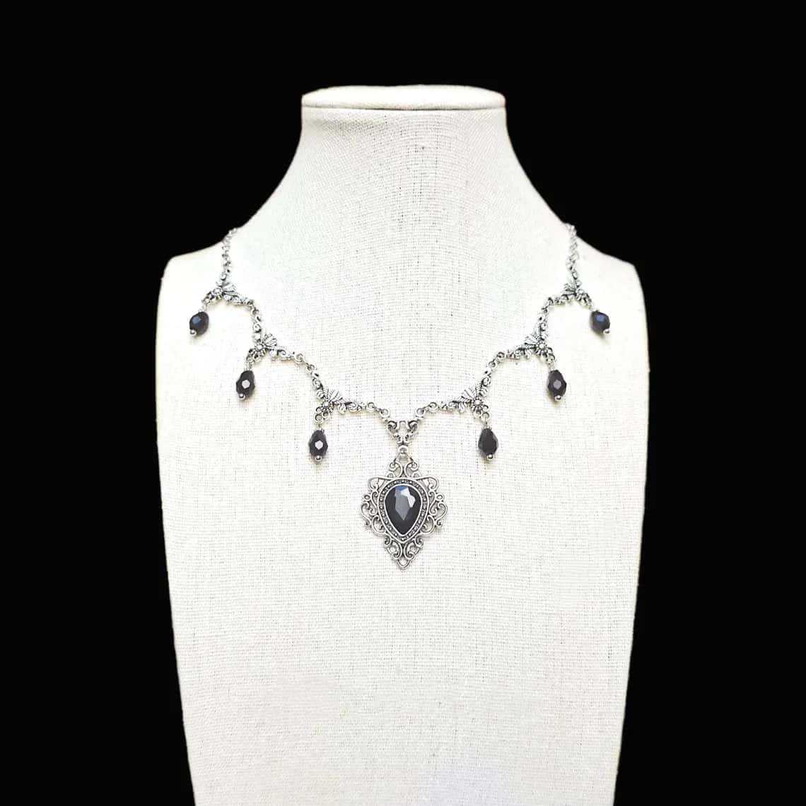 Kalung Bordir Victoria, Perhia - Men'S Vampire Accessories ulasan dan harga